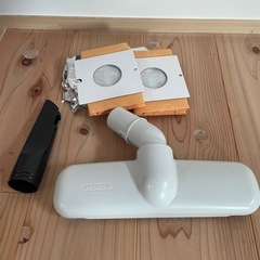 【打合せ中】HITACHI 掃除機 （CV-P205E5）の画像