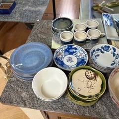 皿まとめての画像