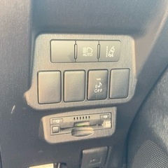👀目玉車両🟦プリウスα🟦SチューンブラックⅡ🟦内外装ピカピカ✨の画像