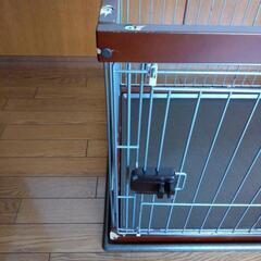 小型犬〜中型犬のケージの画像