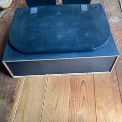 VHSビデオケース　テレビ回転台付きの画像