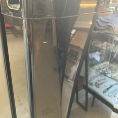 K2508-389 MITSUBISHI 2ドア冷蔵庫 MR-P15Z-B ブラック 2015年製 146L 動作確認済み キズ汚れ有りの画像