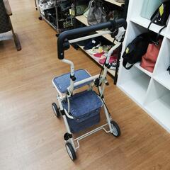 ☆ドリーム荒牧店☆ジモティー割引有【クリーニング済】コーナン シルバーカーの画像