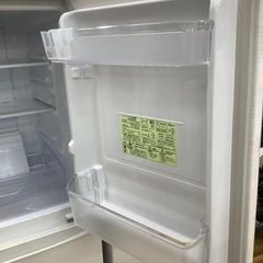 【トレファク　ラパーク岸和田店】2ドア冷蔵庫　SHARP 2020年製　137L クリーニング済の画像