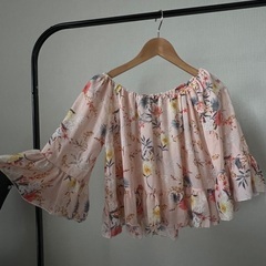 女性　洋服セットの画像