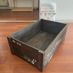 アンティーク木の箱　　
の画像