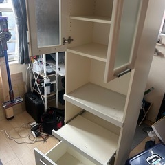 (受付終了)食器棚の画像