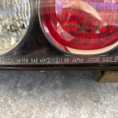 トヨタ　スープラ（JZA80）後期　右テールランプの画像