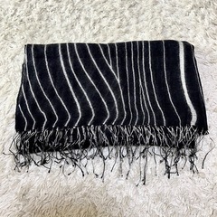 美品‼️【JIM THOMPSOM】ストールの画像