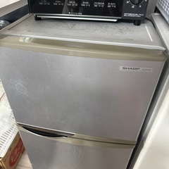 冷蔵庫 不具合ありません 引越しのため シャープ シルバー冷蔵庫の画像