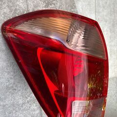 ラクティス　NCP100　左テールランプ　KOITO 52-159の画像