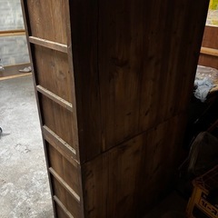 レトロ　収納棚の画像
