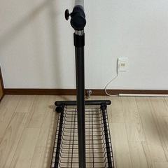 ハンガーラックの画像