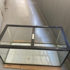 ニッソー水槽90x45x45cmの画像