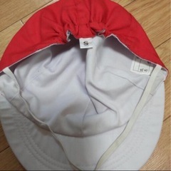 赤白帽小さめsサイズの画像