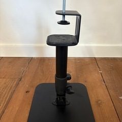 スピーカースタンドの画像