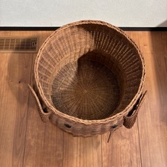 カゴの画像