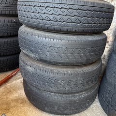 日産 NISSAR.純正 195/80R15 107/105L LT の画像