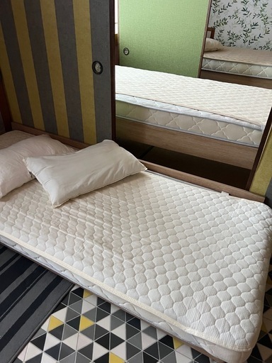 【9/1AMで締切】ベッドでお部屋を有効活用！ゼミシングルベッド2台⭐︎すのこタイプ