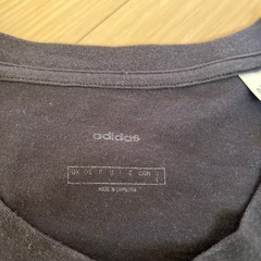 adidasトップス①の画像