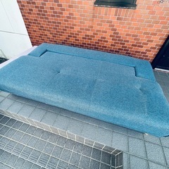 ソファべッド ２人掛けソファ 折りたたみ 脚付の画像