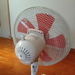 お話中　扇風機の画像