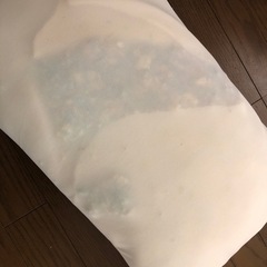 ニトリ　　低反発チップ枕の画像