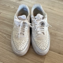 NIKEスニーカーの画像