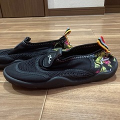 マリンシューズの画像