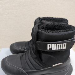 PUMA ブラックブーツ ファーライニング付き　21センチの画像