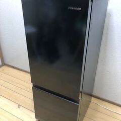 2023年製 美品 中古 Hisense ハイセンス　162L コンパクトなのに大容量!!自動霜取り機能 2ドア冷蔵庫 HR-D15FB ブラック 黒  女性オーナー 【糸島市内 送料無料】250831-6の画像