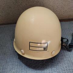 工事用？ヘルメットの画像