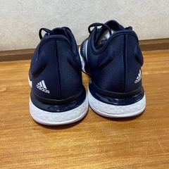 Adidas  solecourt M(26.5)の画像