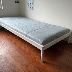 IKEA 子供用シングルベット&マットレスの画像