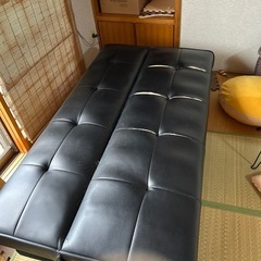 ソファーベッドの画像