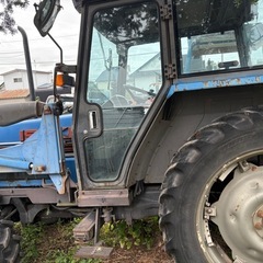 トラクター　ISEKI 885  エンジン始動OKの画像