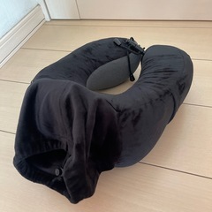 ネックピロー 低反発 美品の画像