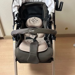 コンビ A型ベビーカーの画像