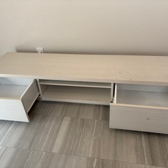 モダンデザイン★ホワイト木製ローボード（収納付き）テレビ台の画像