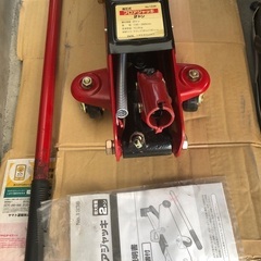 油圧式ジャッキの画像
