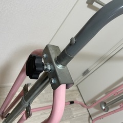 子供用鉄棒　さか上がりデキ太君　ピンクの画像