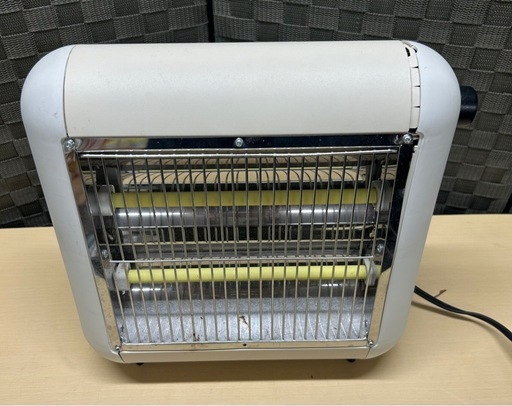 現状品】遠赤外線電気ストーブ (カイ) 新潟の季節、空調家電