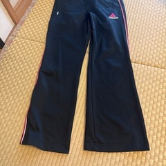 adidasジャージ上下レディースMサイズの画像