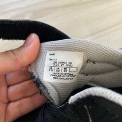 アシックス　キッズスニーカーの画像