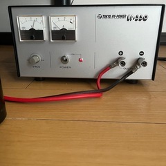 東京ハイパワー製安定化電源の画像