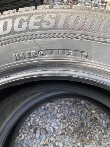 215/60R17 ブリヂストンVRX3 スタッドレス