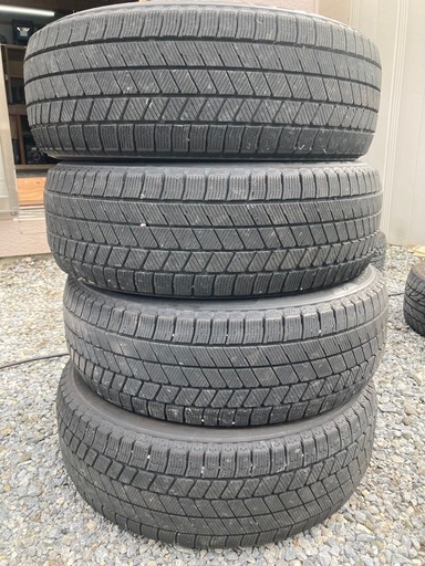 215/60R17 ブリヂストンVRX3 スタッドレス