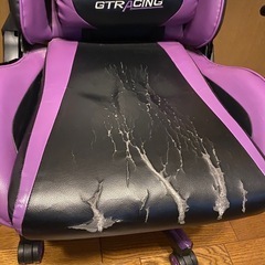 ゲーミングチェアの画像