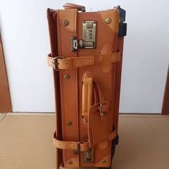 【値下げ】キャリーケース　キャメルの画像
