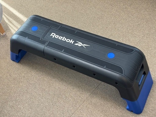 Reebok(リーボック) デッキ トレーニングベンチ フラットベンチ インクラインベンチ デクラインベンチ ステップ台 踏み台 昇降 Amazon | Reebok(リーボック) デッキ トレーニングベンチ フラット 